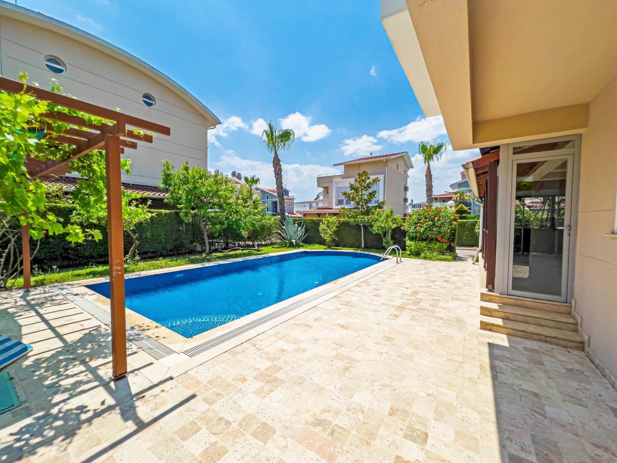Paradise Town Villa Royal 베렉 외부 사진
