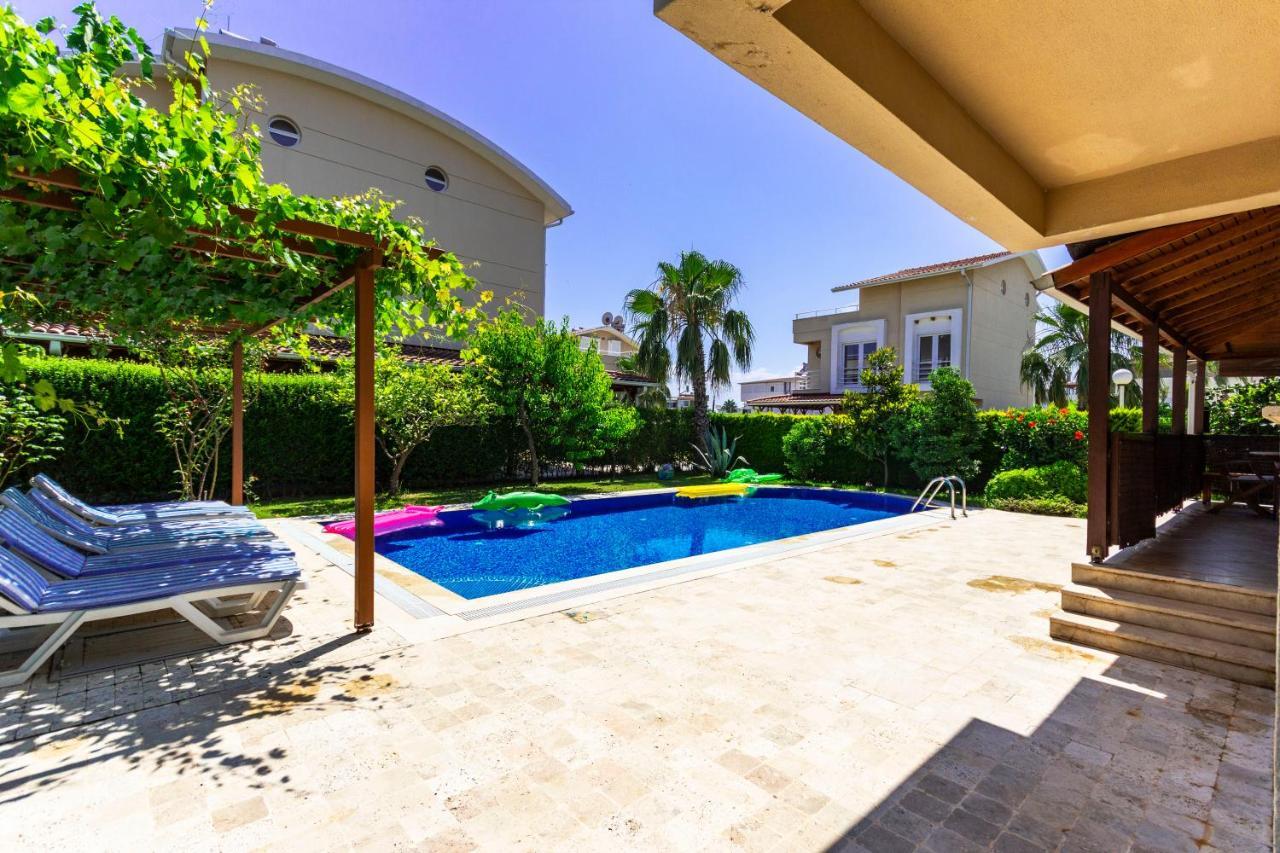 Paradise Town Villa Royal 베렉 외부 사진